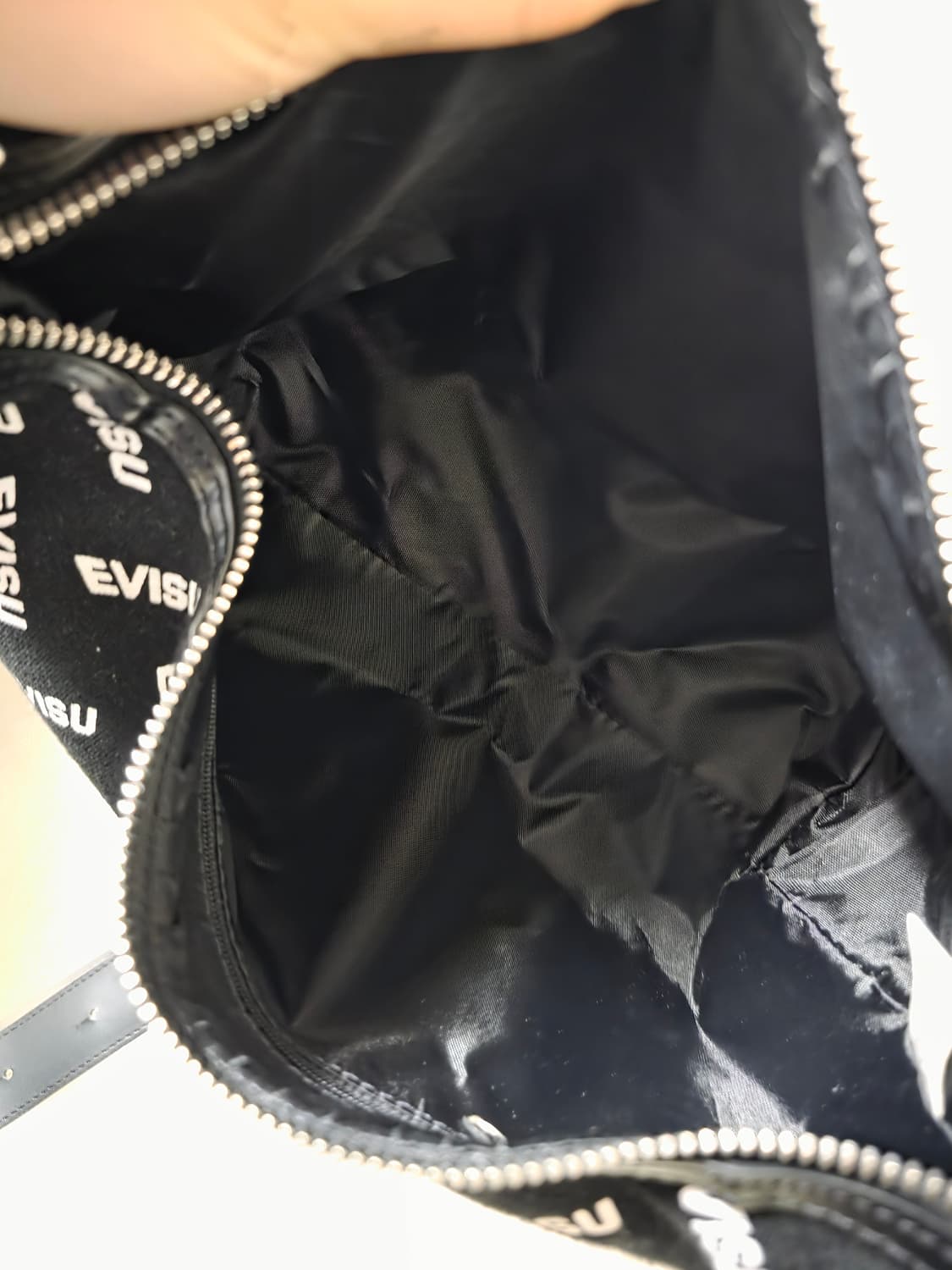 단종된 업사이클링 브랜드 켈리즈 커스텀 쿠션백  EVISU 에비수 크로스 상품이미지3