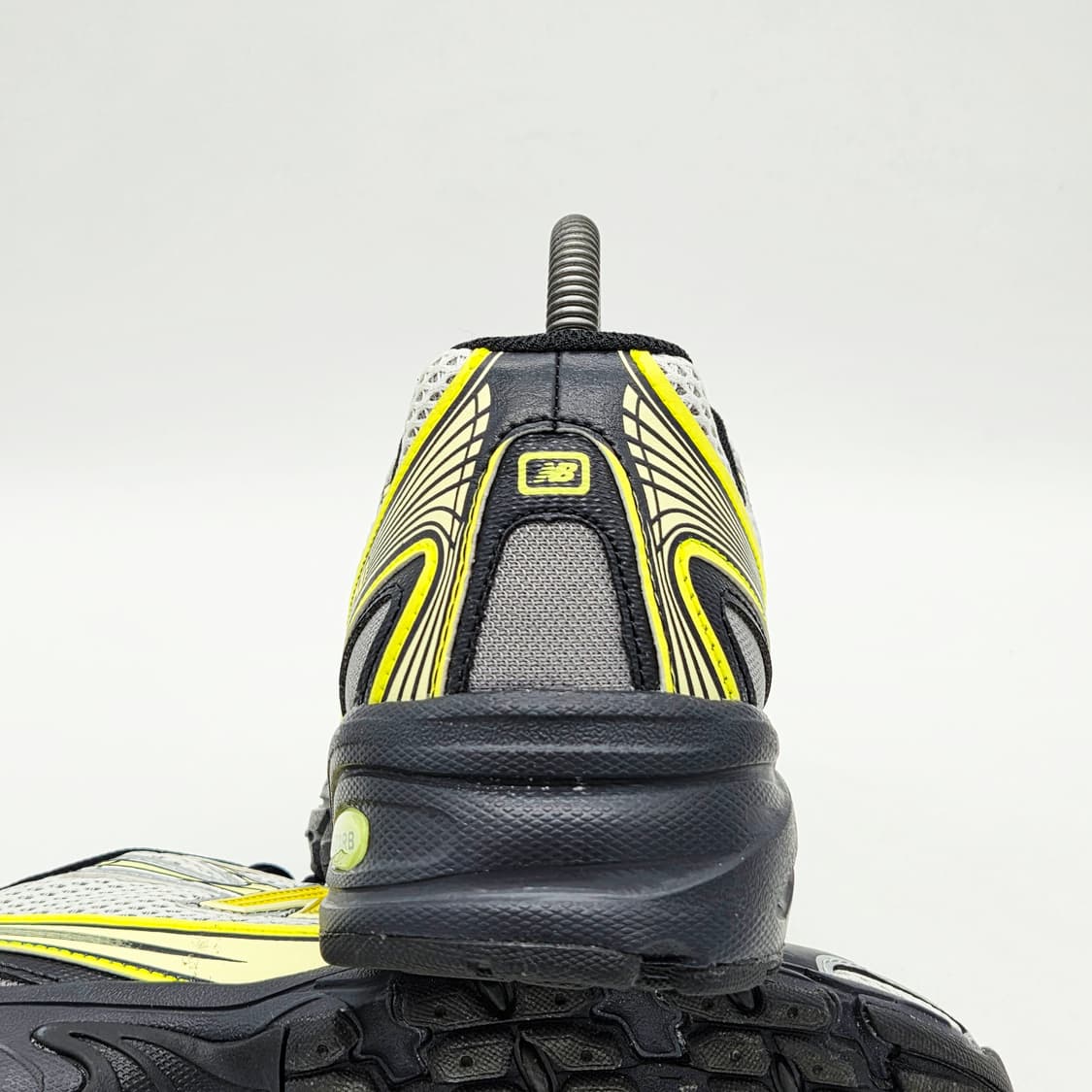  뉴발란스 740v2 씨 솔트 팬텀 (255 D)  상품이미지2