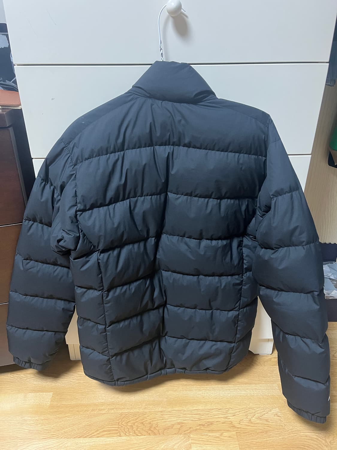 몽벨 고어텍스 블랙 경량 패딩 800필파워 상품이미지2