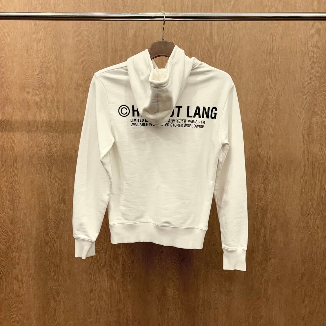 헬무트랭 후드 티셔츠 미니멀 레드 프린트 후면 빅 로고 디테일 화이트 상품이미지3