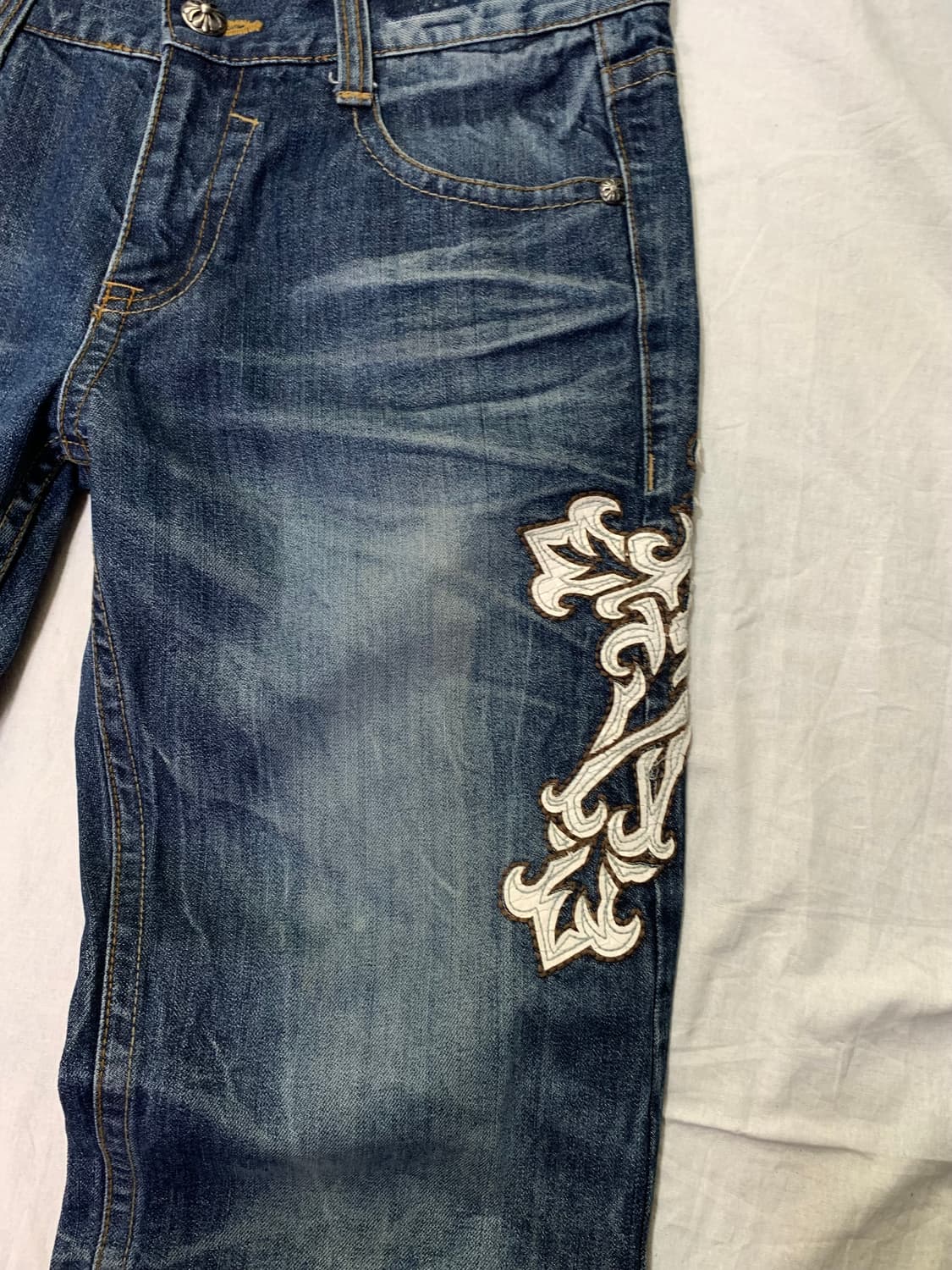 Red Pepper skull cross embroidered denim 상품이미지5