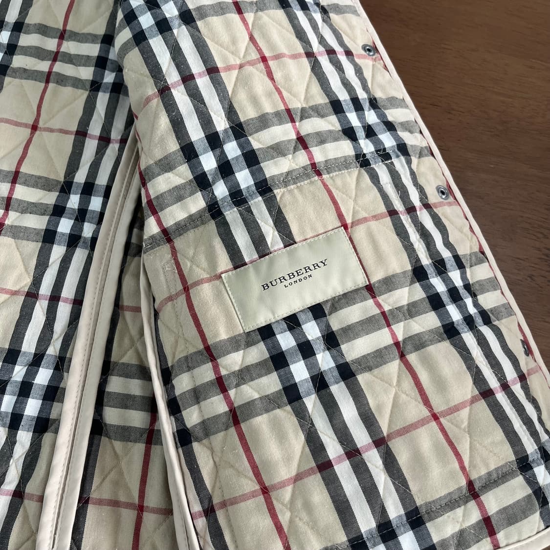 버버리 우먼 퀼팅 자켓 S 상품이미지6