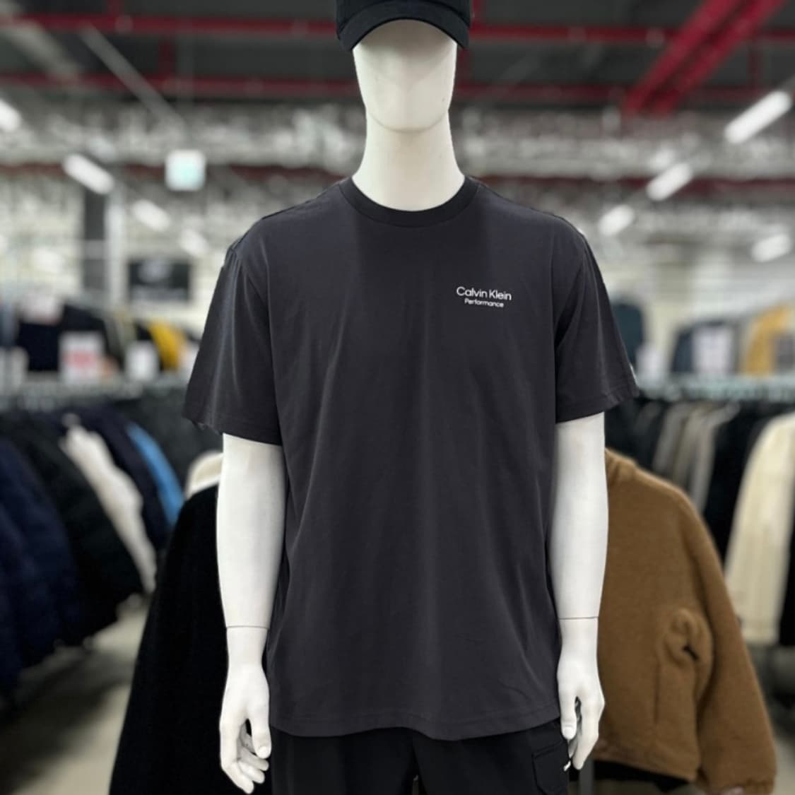 남성) 25SS CALVIN KLEIN 퍼포먼스 반팔 티셔츠 상품이미지1