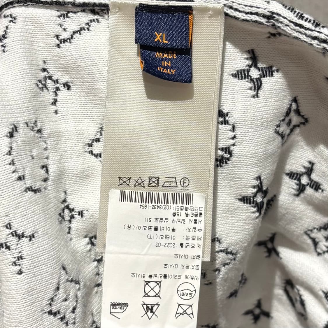 (105) 루이비통 그라데이션 니트 후드티  상품이미지3