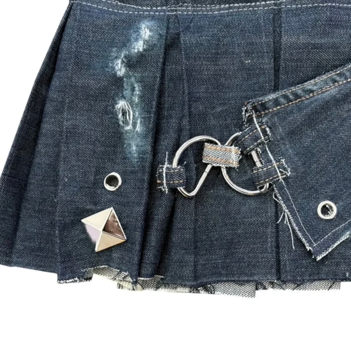 Cross stud Remake Denim skirt 상품이미지3
