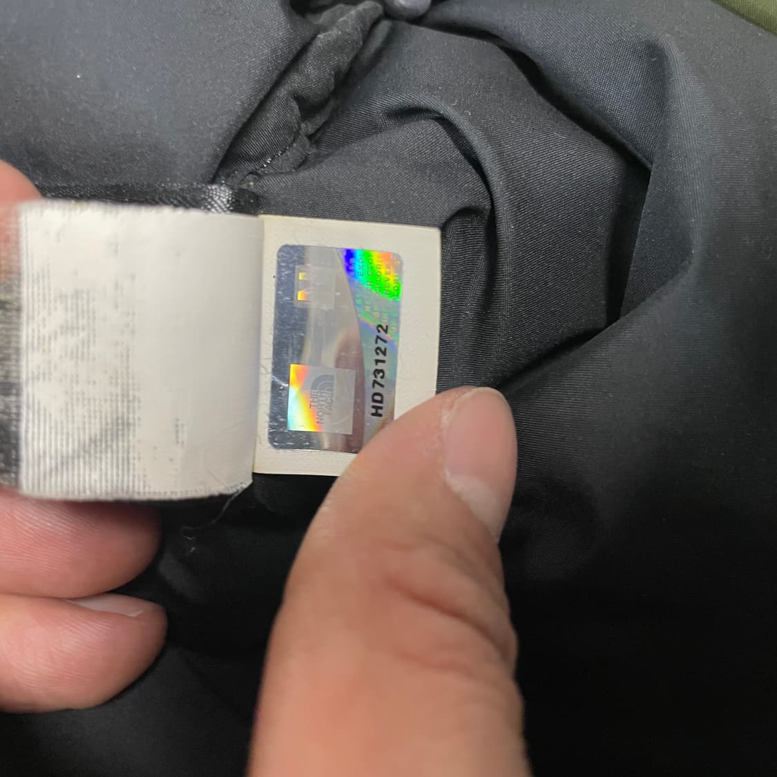 노스페이스 og 눕시 700 패딩 카키 상품이미지6