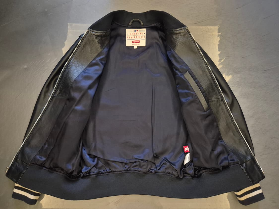 15ss 슈프림 뉴욕양키스 레더 바시티 상품이미지4