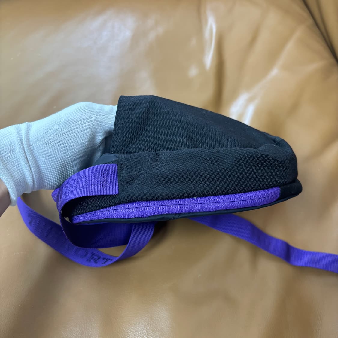 나나미카 노스페이스 퍼플라벨 샤코슈 크로스백 가방 퍼플 블랙 상품이미지6