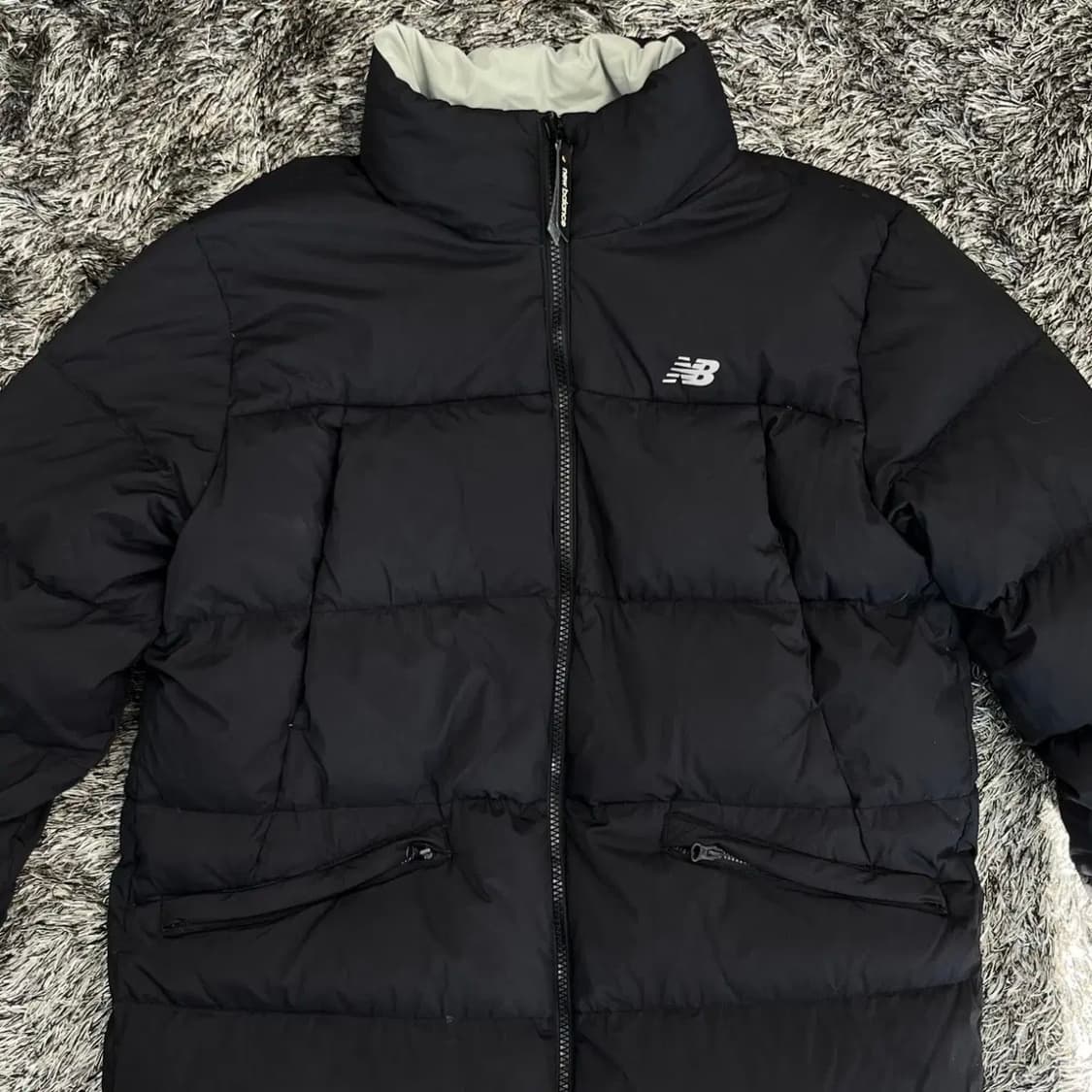 뉴발란스 여성 리버시블 구스다운 자켓 90(M) 상품이미지4