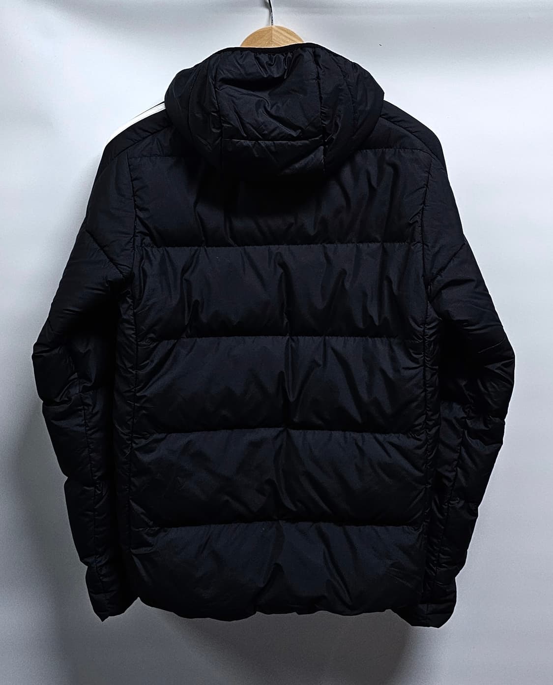 아디다스 에센셜 덕다운패딩 M 상품이미지2