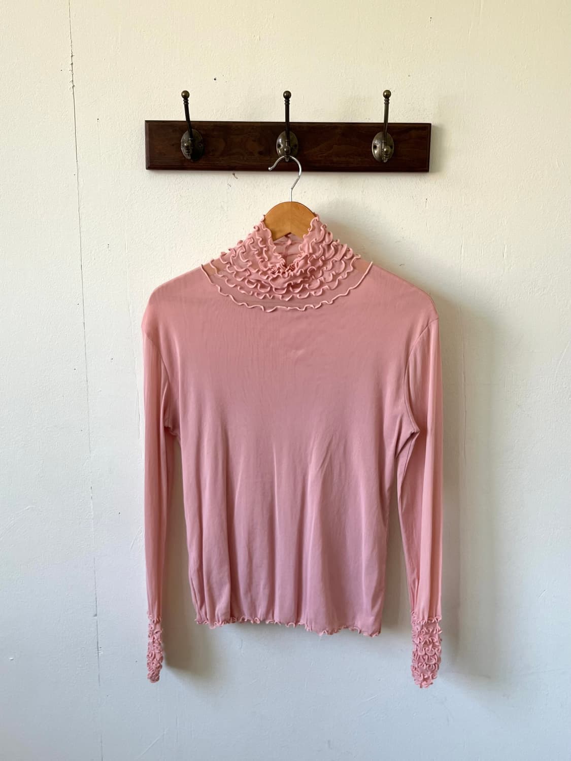 Witn you 인디핑크 프릴넥 터틀넥 상품이미지1