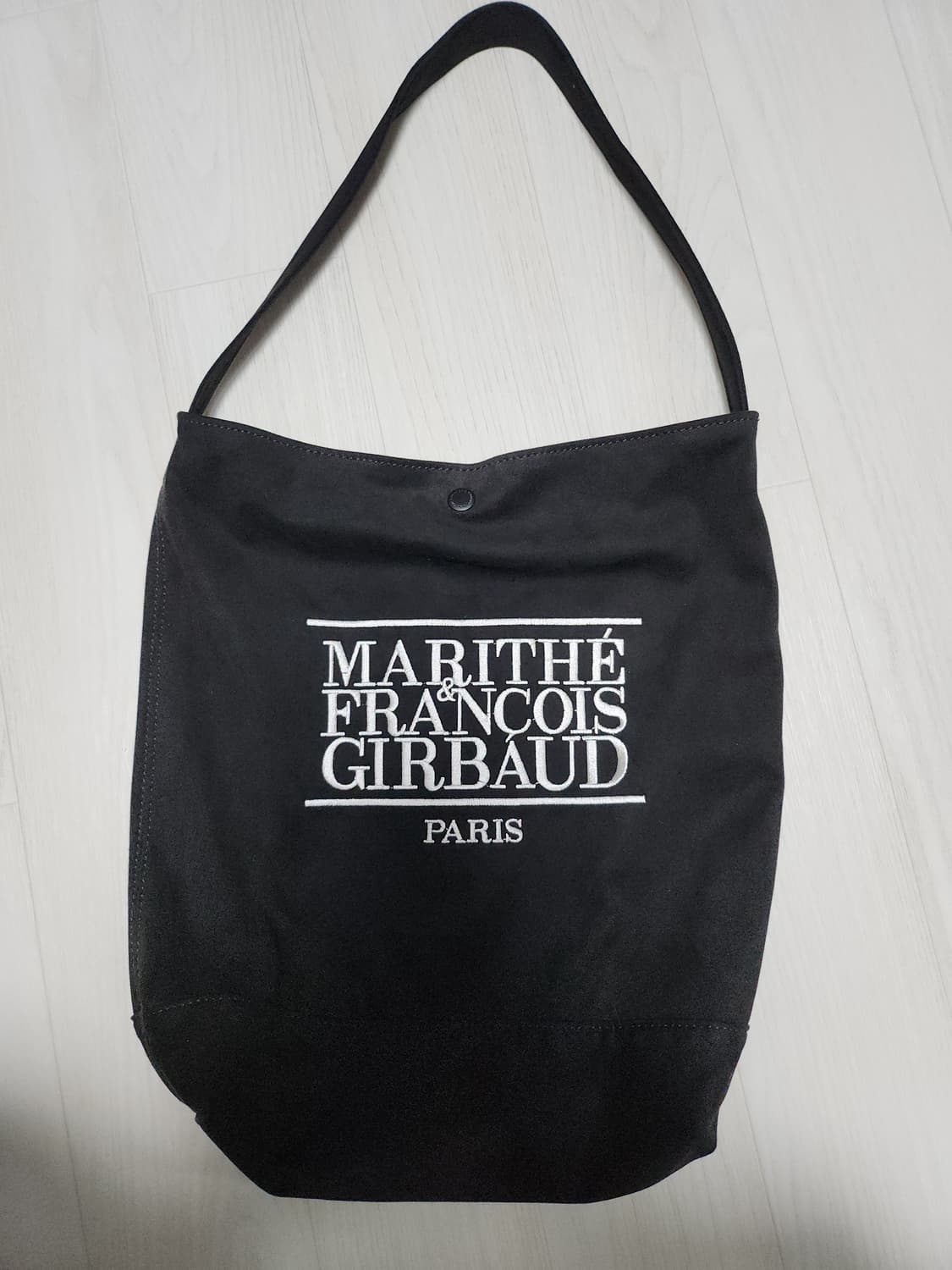 마리떼 스웨이드 에코백 상품이미지2