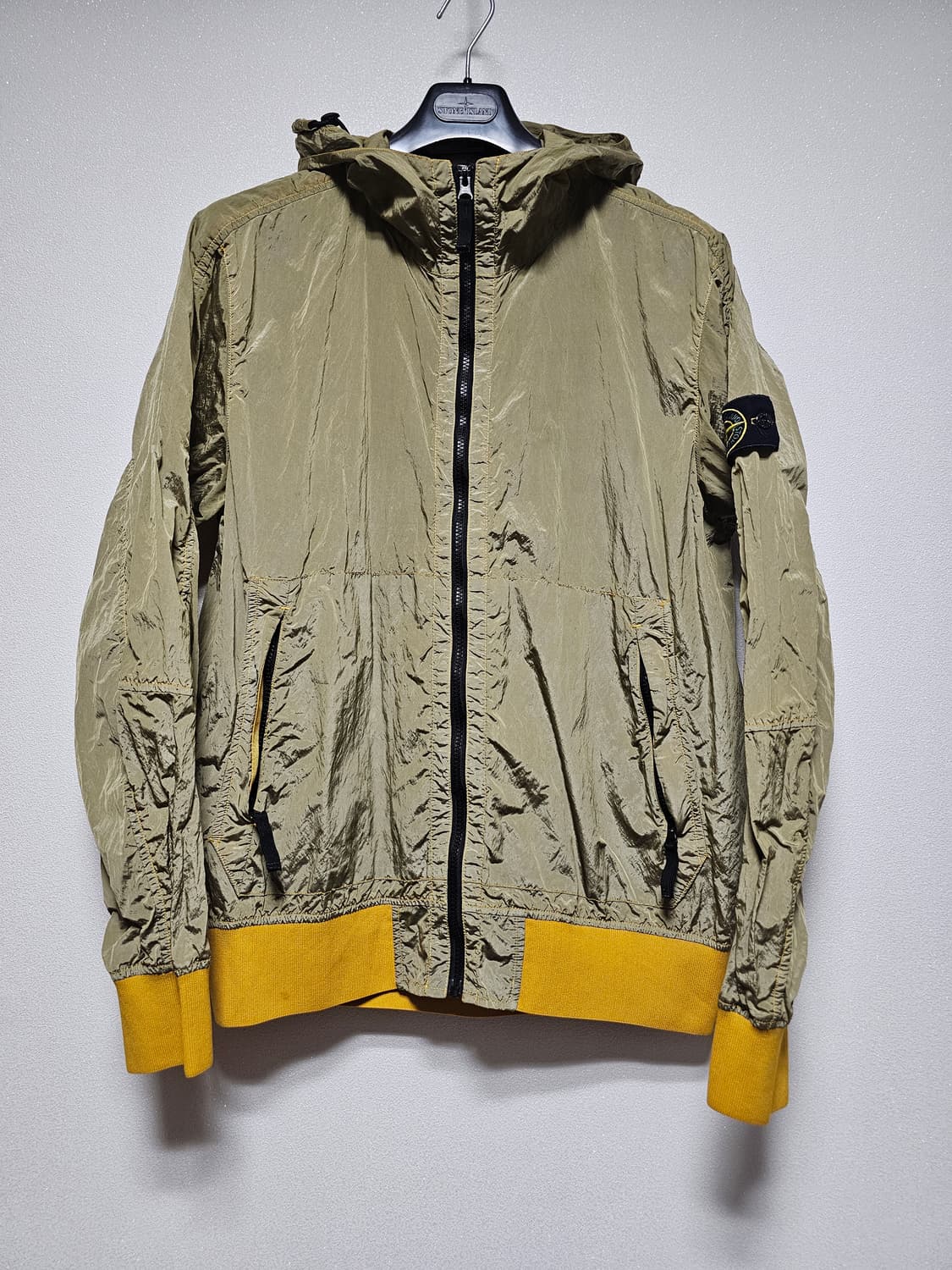 스톤아일랜드 나일론 메탈 와트로 자켓 상품이미지1