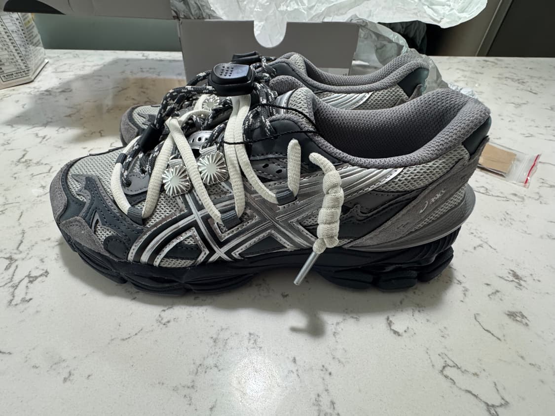 아식스 토가 그레이 230사이즈 팝니다 상품이미지2