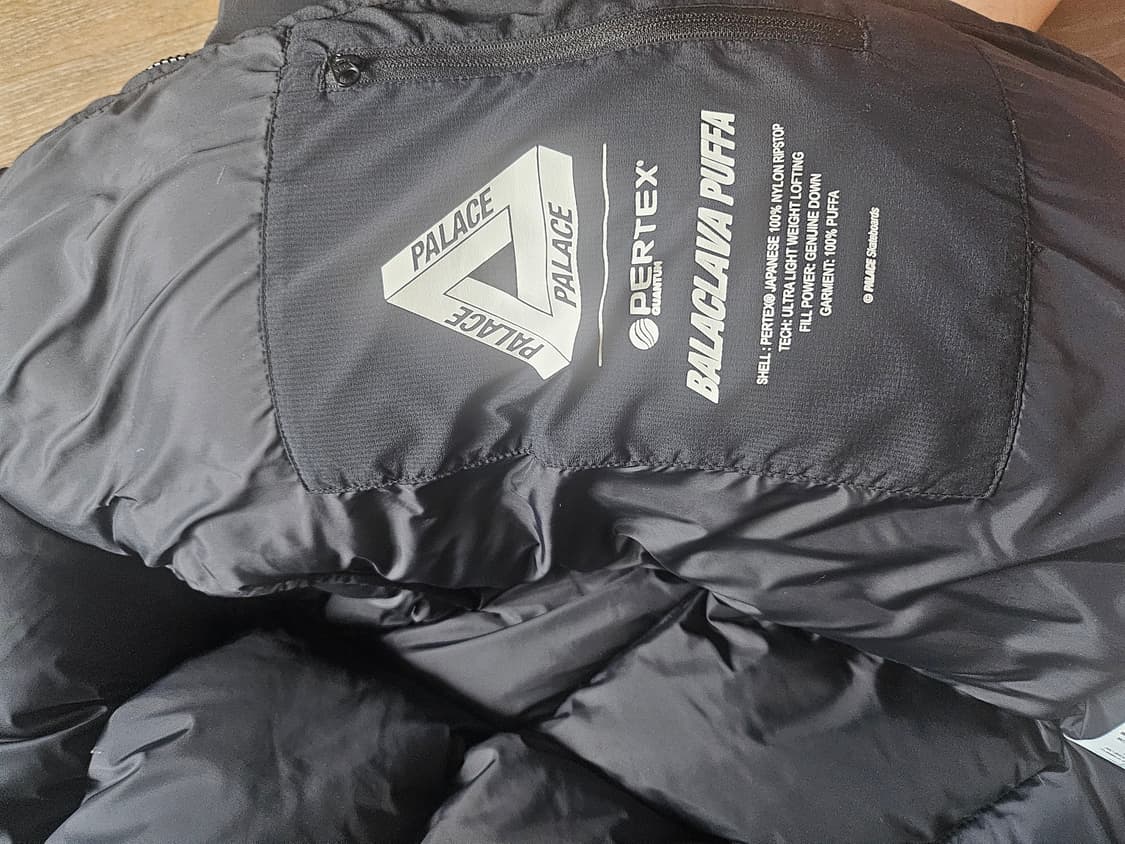 팔라스 퍼텍스 매트 발라클라바 푸파 블랙 (23FW) 상품이미지3