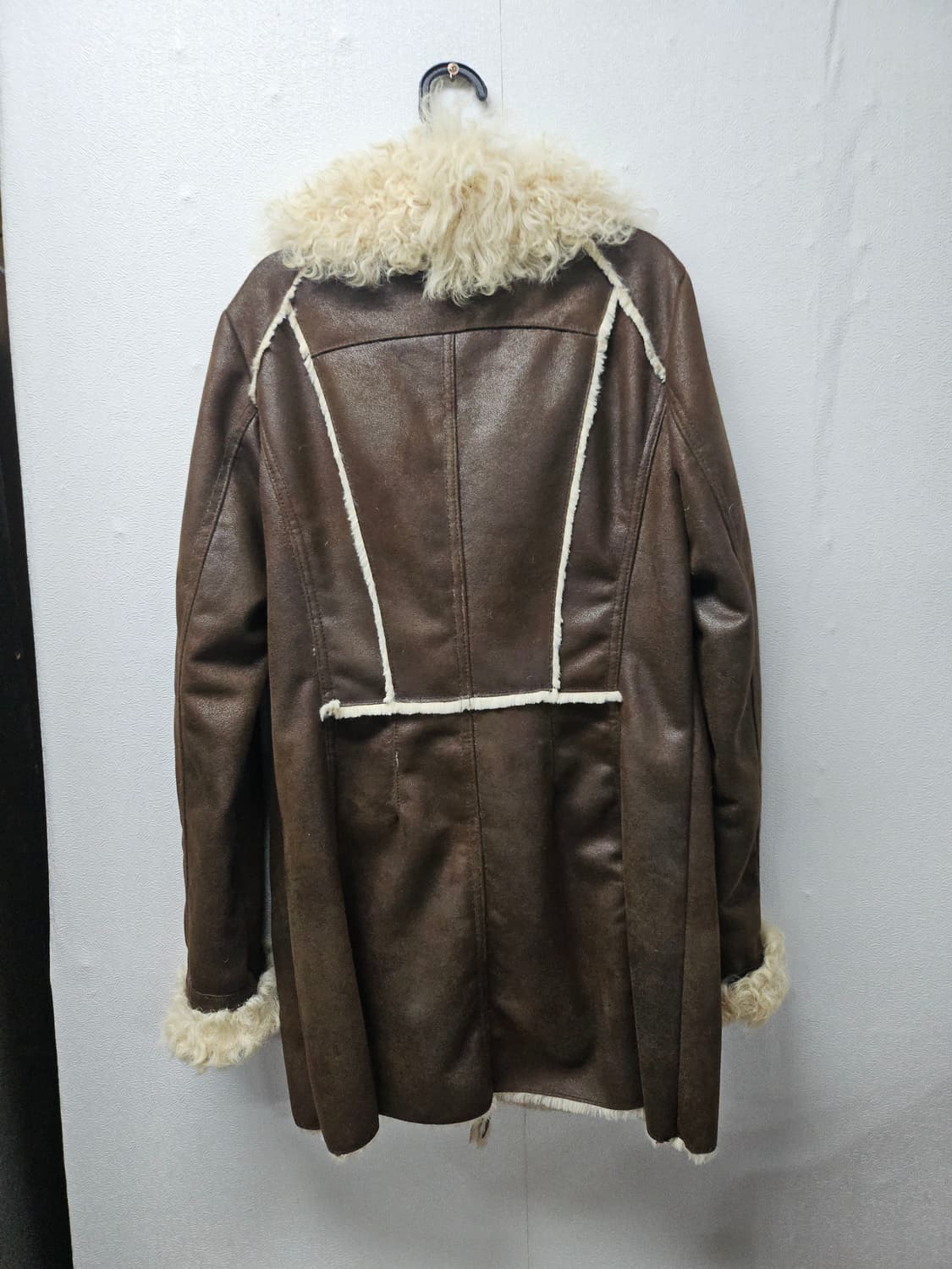 A.POLE 무스탕 코트 브라운 90 상품이미지3