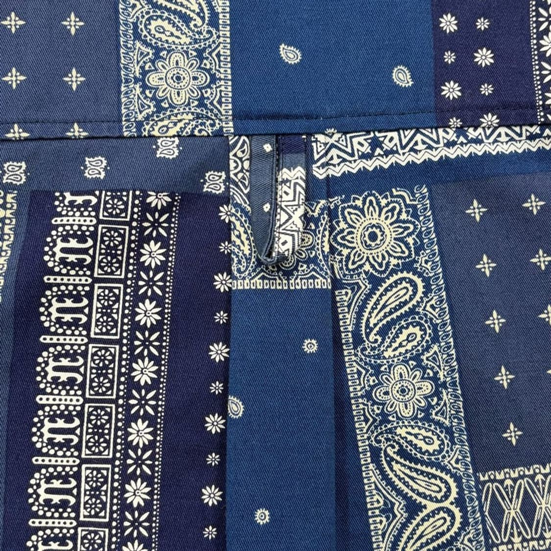 프리즘웍스 로맨틱크라운 페이즐리 맨투맨 v2632 상품이미지8