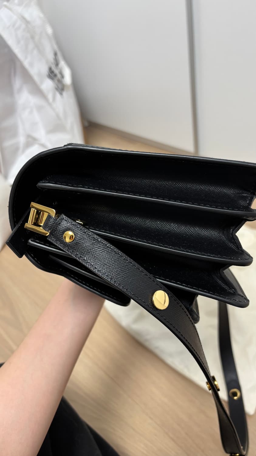 마르니 사피아노 아코디언백 미디움 상품이미지5