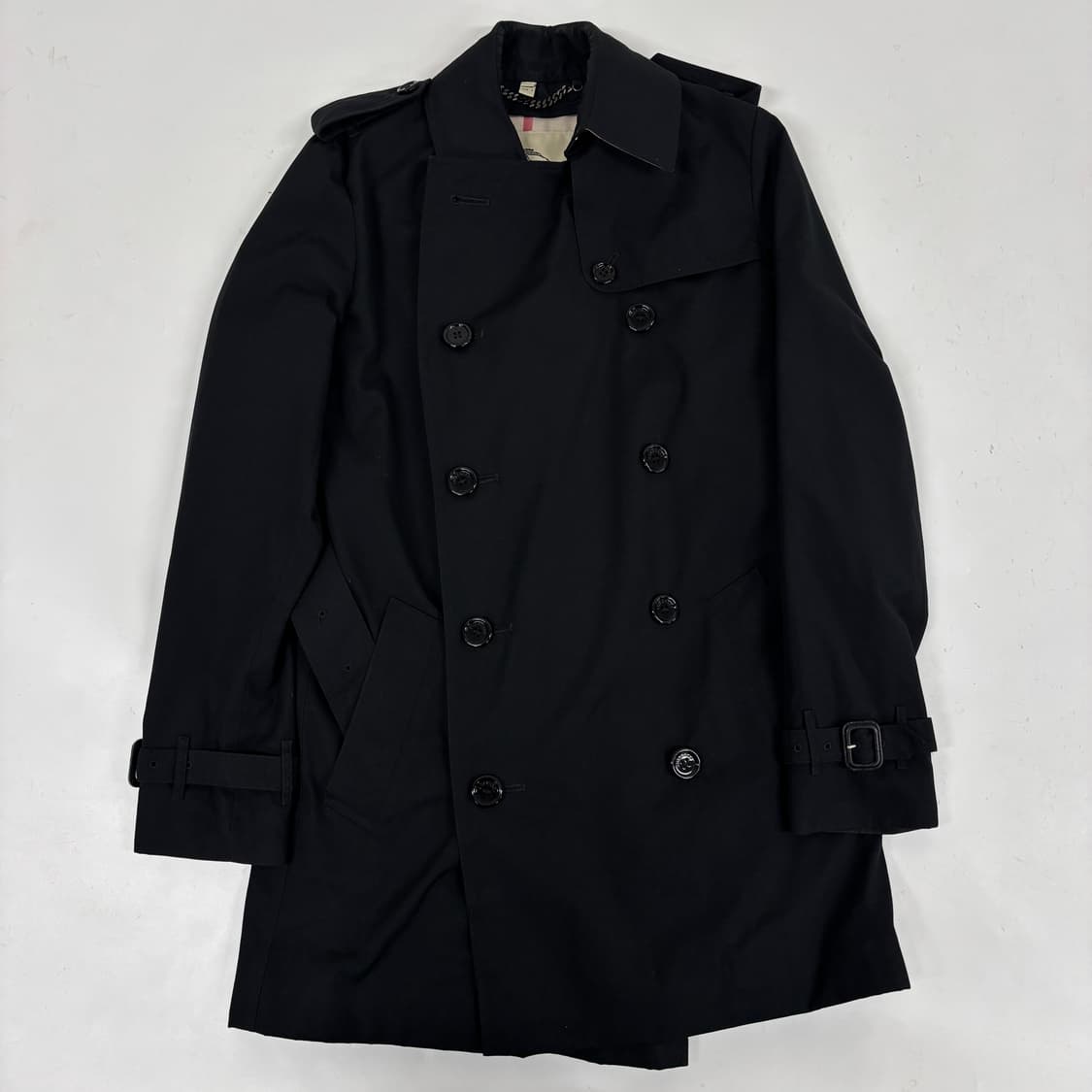 버버리 블랙 하프 트렌치 코트  상품이미지4