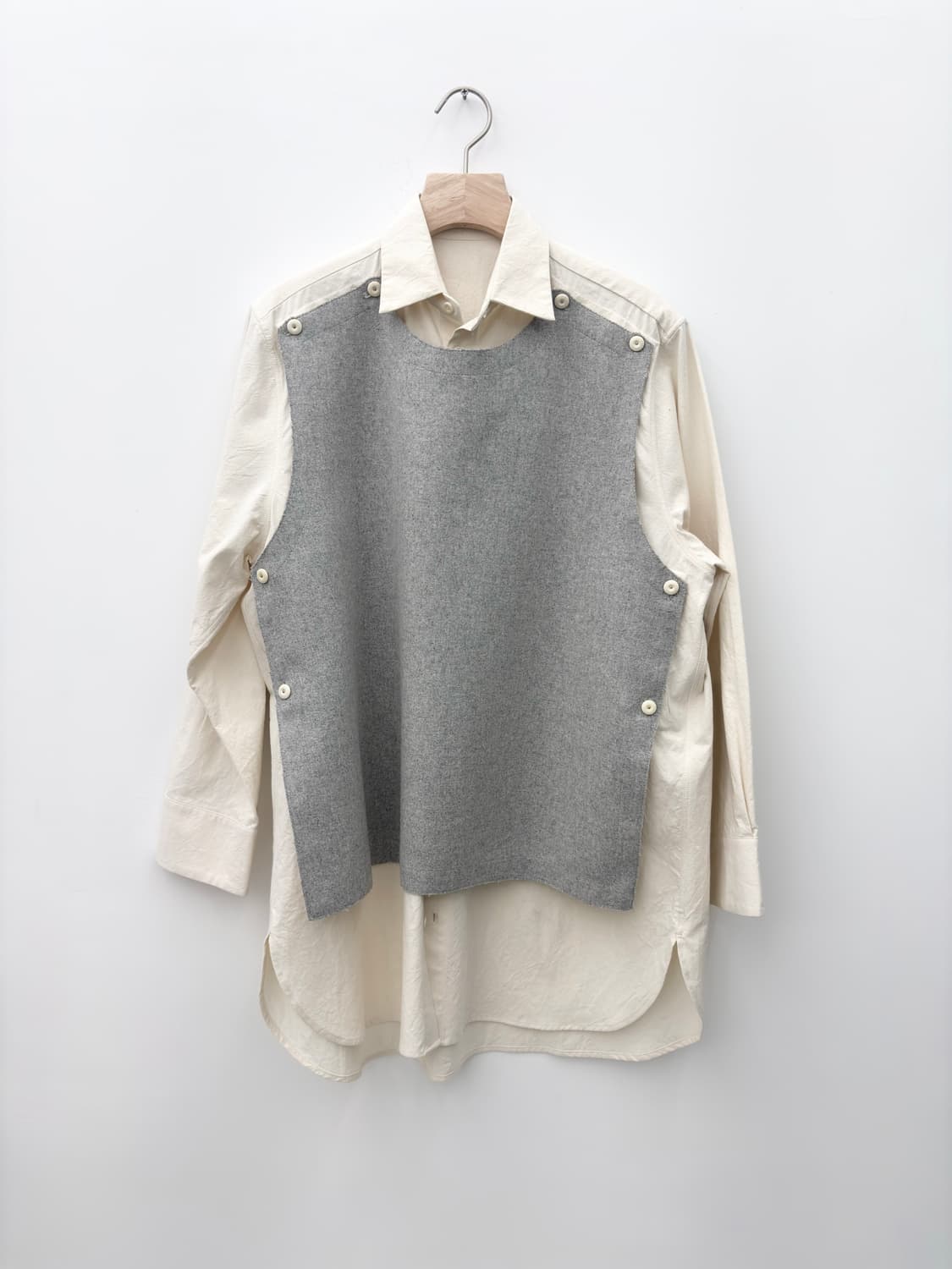 THE TYPESETTER SHIRT IVORY/STONE 상품이미지1