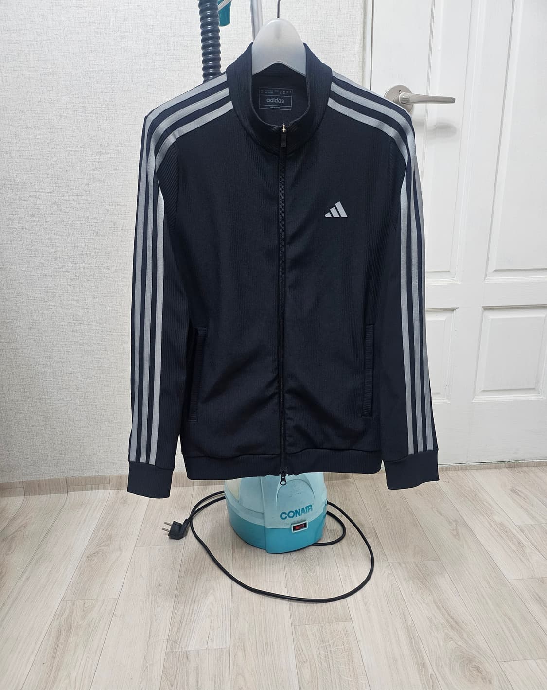 (90~95)M☆초대장급☆아디다스에센셜3st2중지퍼[검실그레이]트랙탑져지 상품이미지1