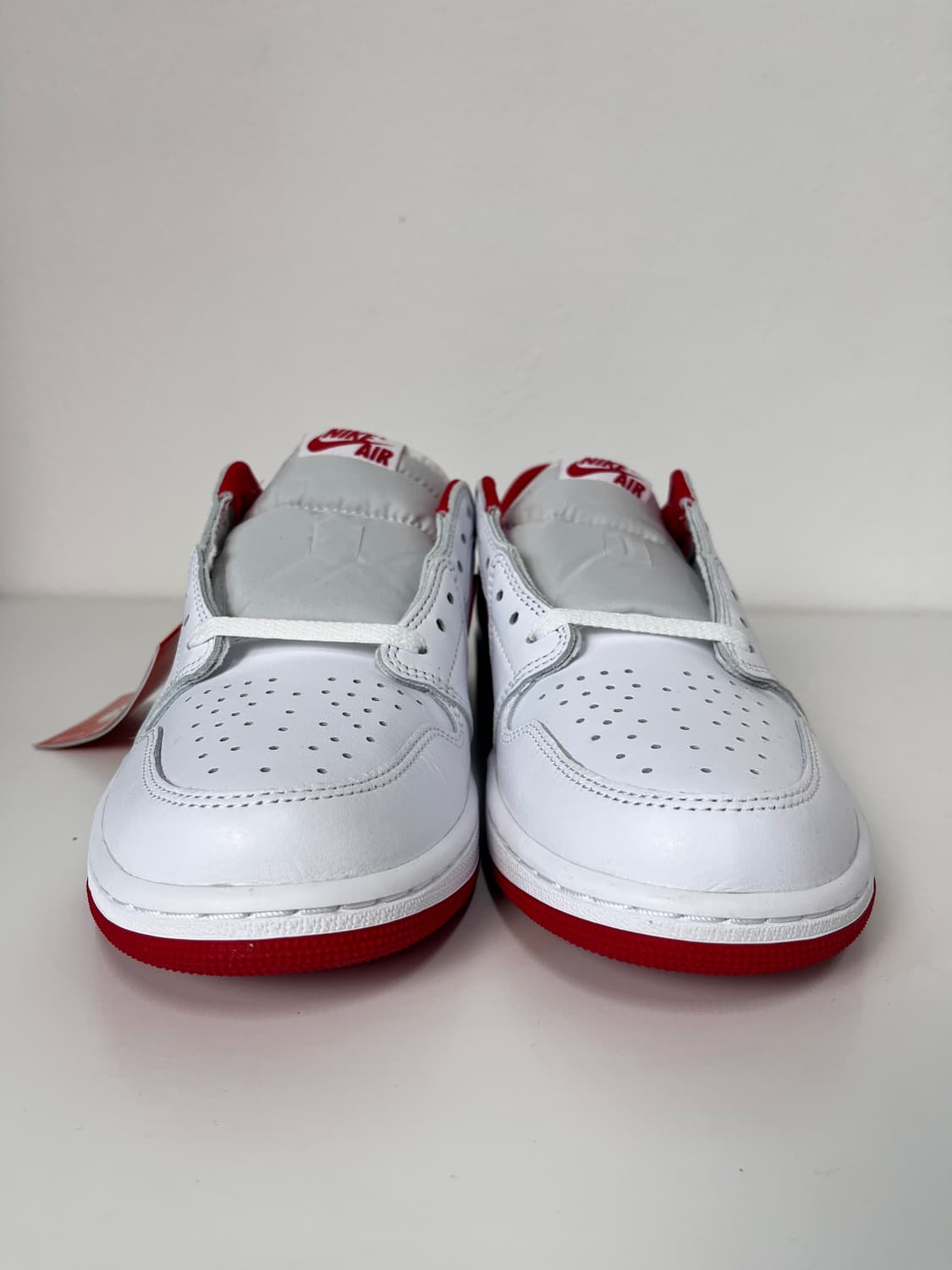 [280] 에어조던 1로우 흰빨 상품이미지3