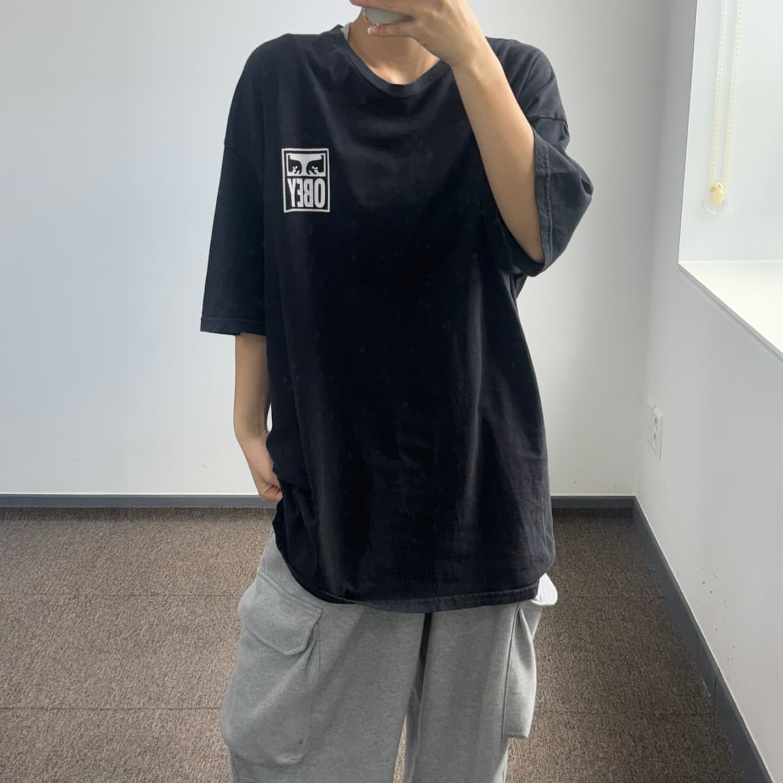 Obey 오베이 백 빅로고 블랙 반팔 상품이미지1
