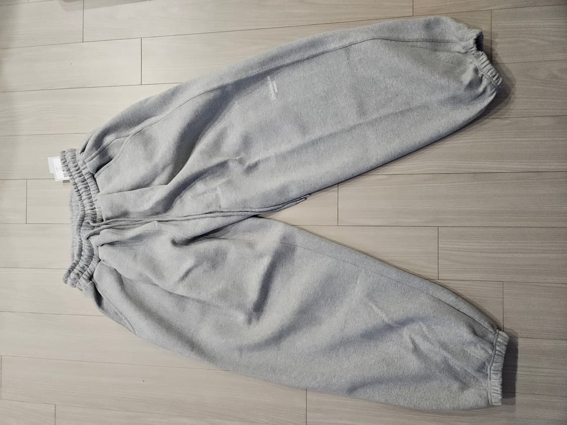 언더마이카 무.02 스웻 팬츠 사이즈 2 새상품 팝니다 상품이미지2