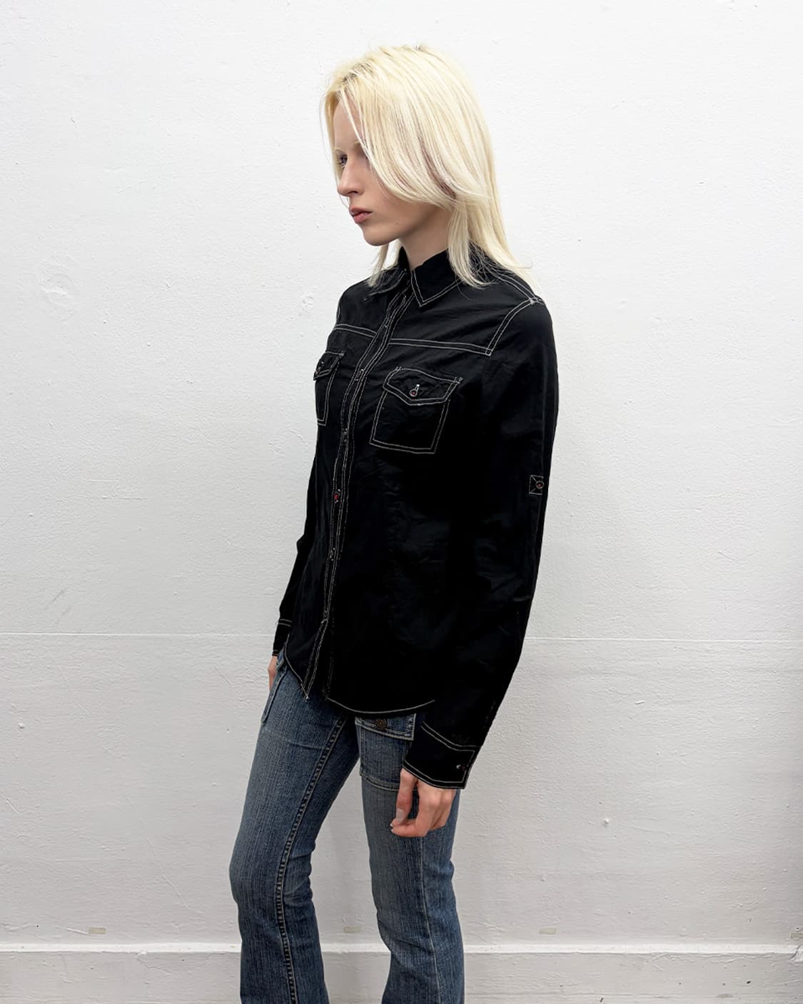 빈티지 백 버튼 디테일 셔츠 상품이미지3