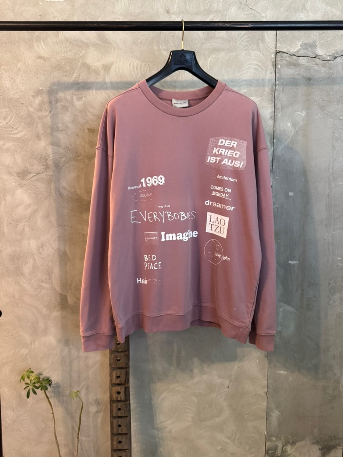 솔리드옴므 그래픽 맨투맨 100~105 상품이미지1