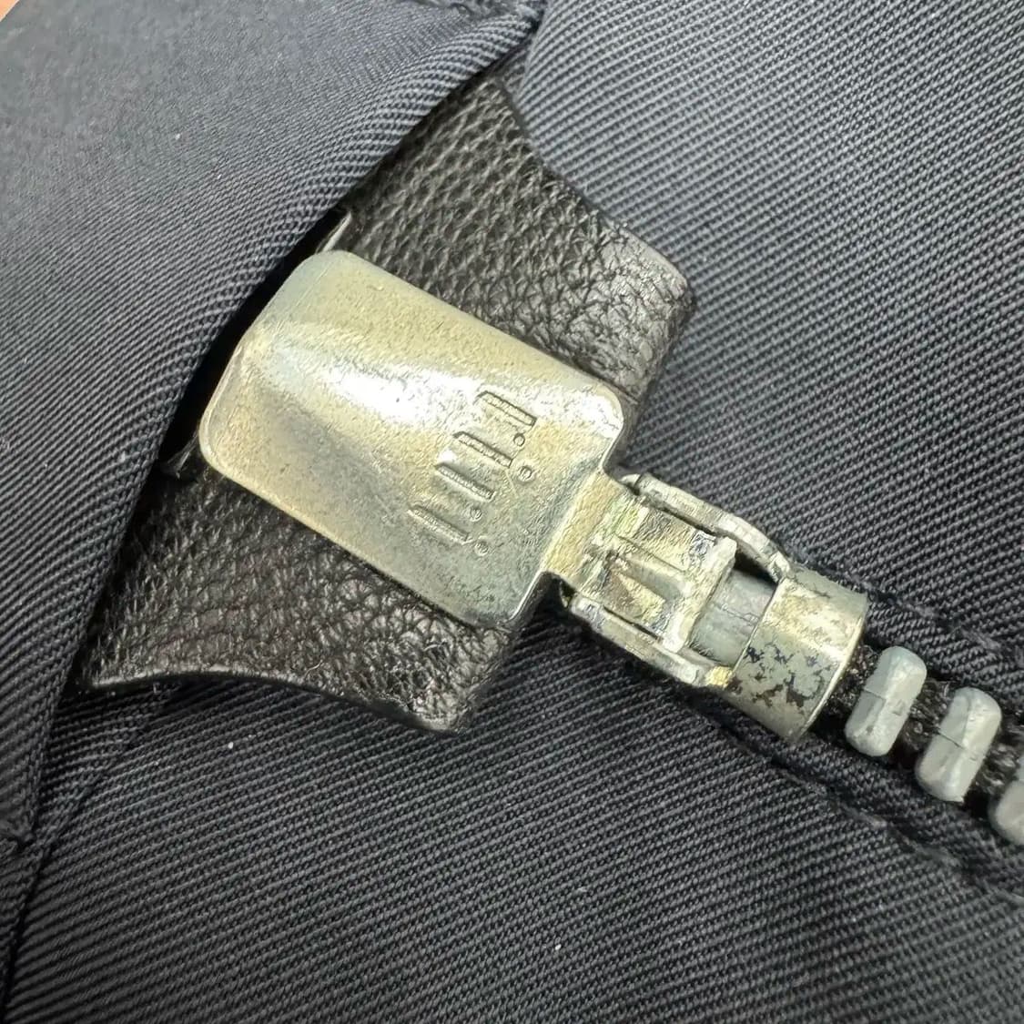 46 솔리드옴므 16FW 구스다운 네이비 패딩 코트  상품이미지7