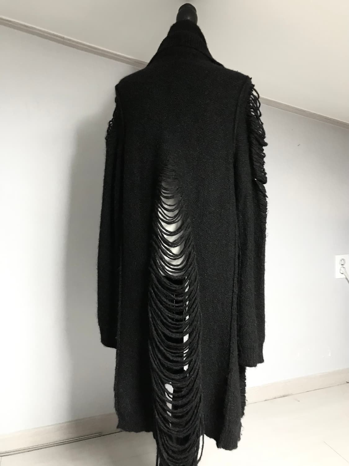 ALLSAINTS Distressed Long Knit Cardigan 상품이미지2