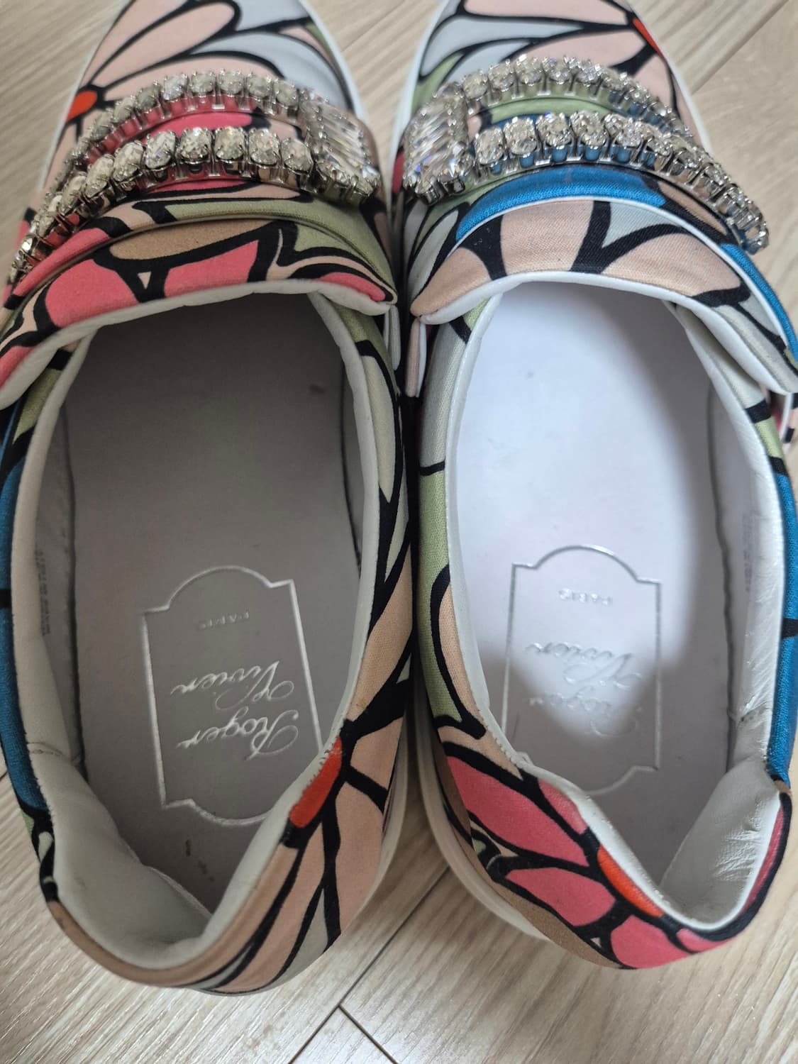 (정품) 로저비비에 큐빅 슬립온 플라워슬립온 37.5 상품이미지5