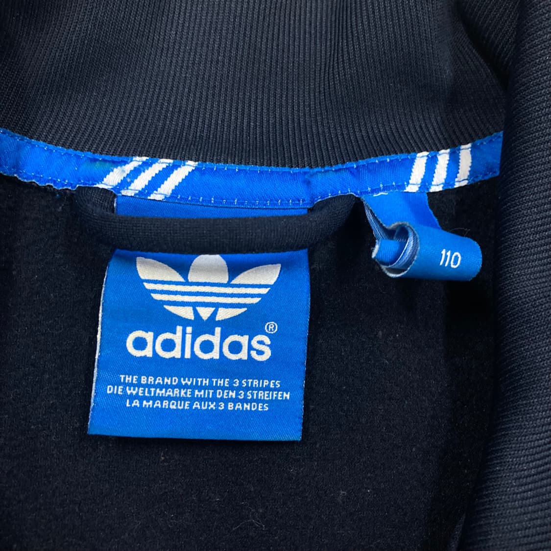아디다스 네이비 컬러 불꽃 로고 트랙탑 상품이미지3