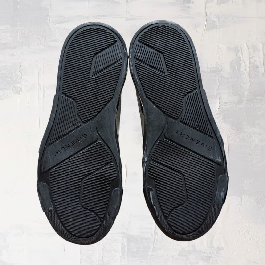 지방시 타이슨 스니커즈 40.5 상품이미지5