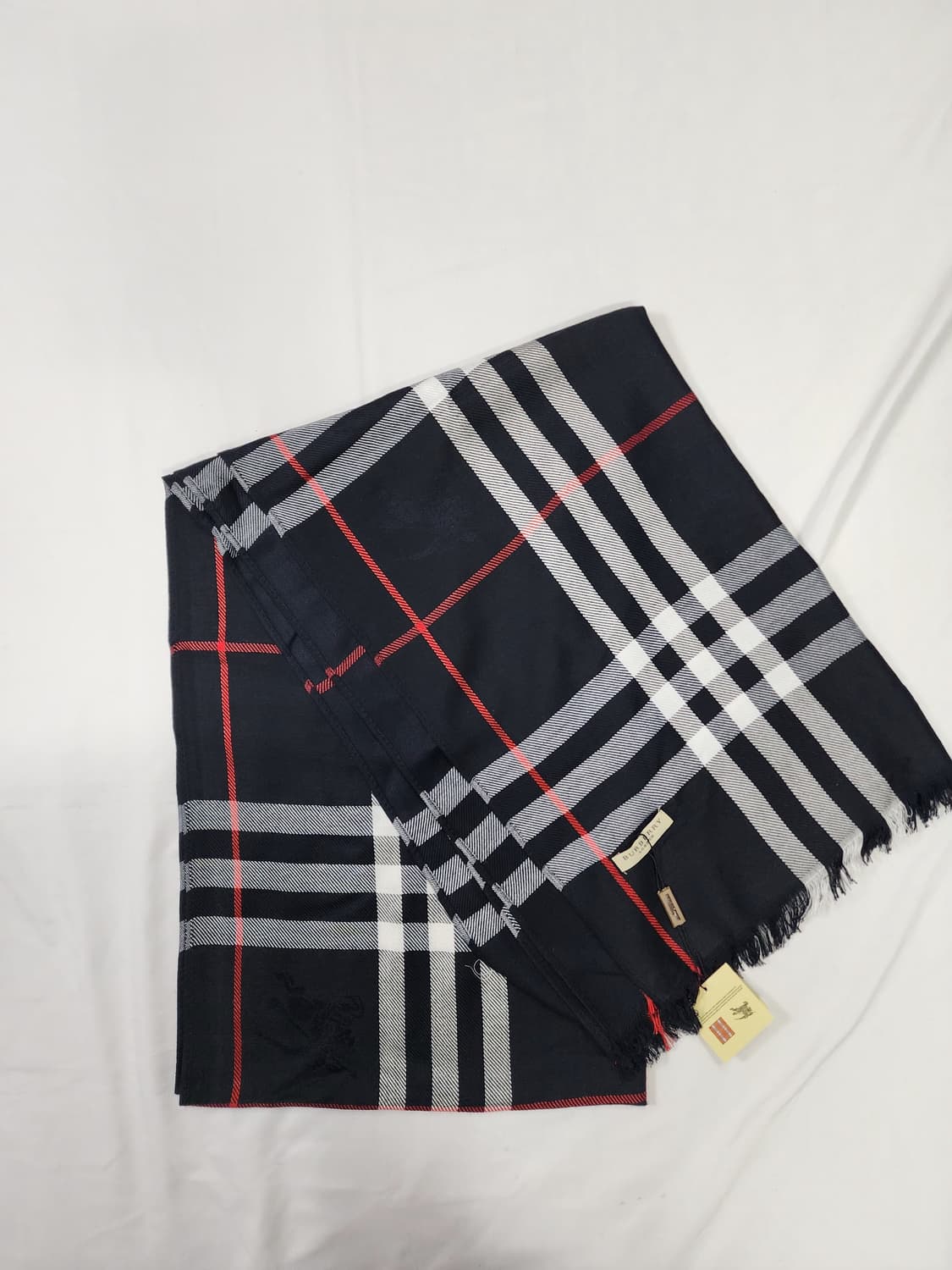 버버리 블랙 체카 머플러 스카프 상품이미지1