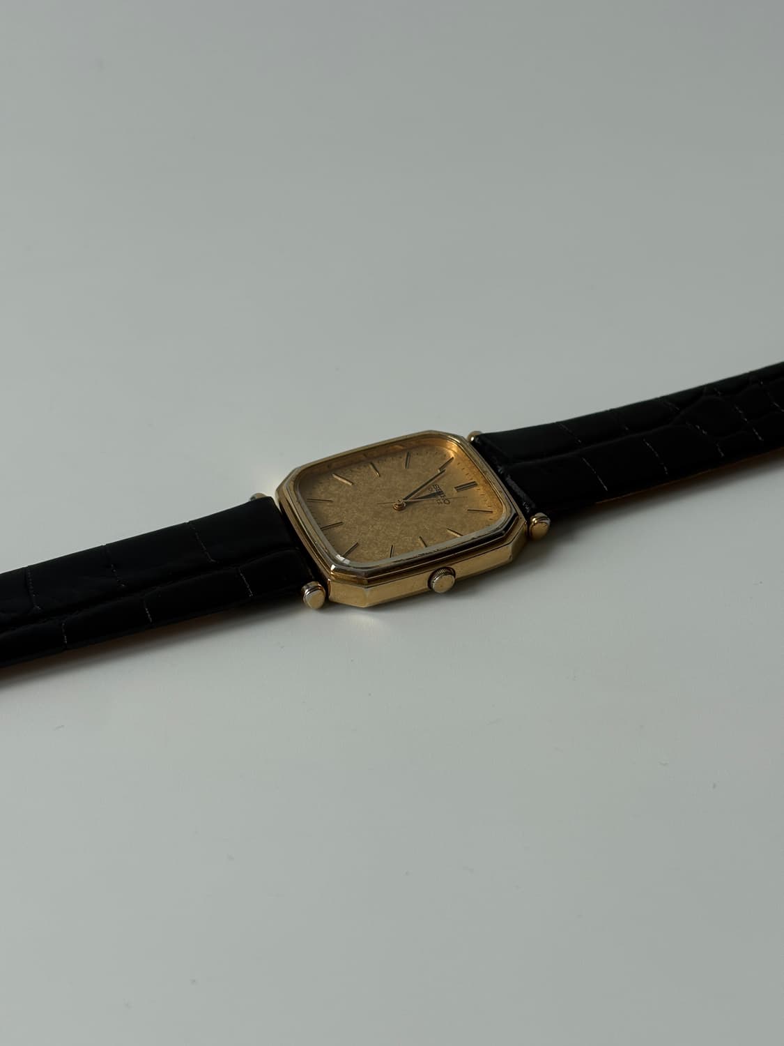 1980년대 골드 플레이크 다이얼 스퀘어 쿼츠 남성 상품이미지5