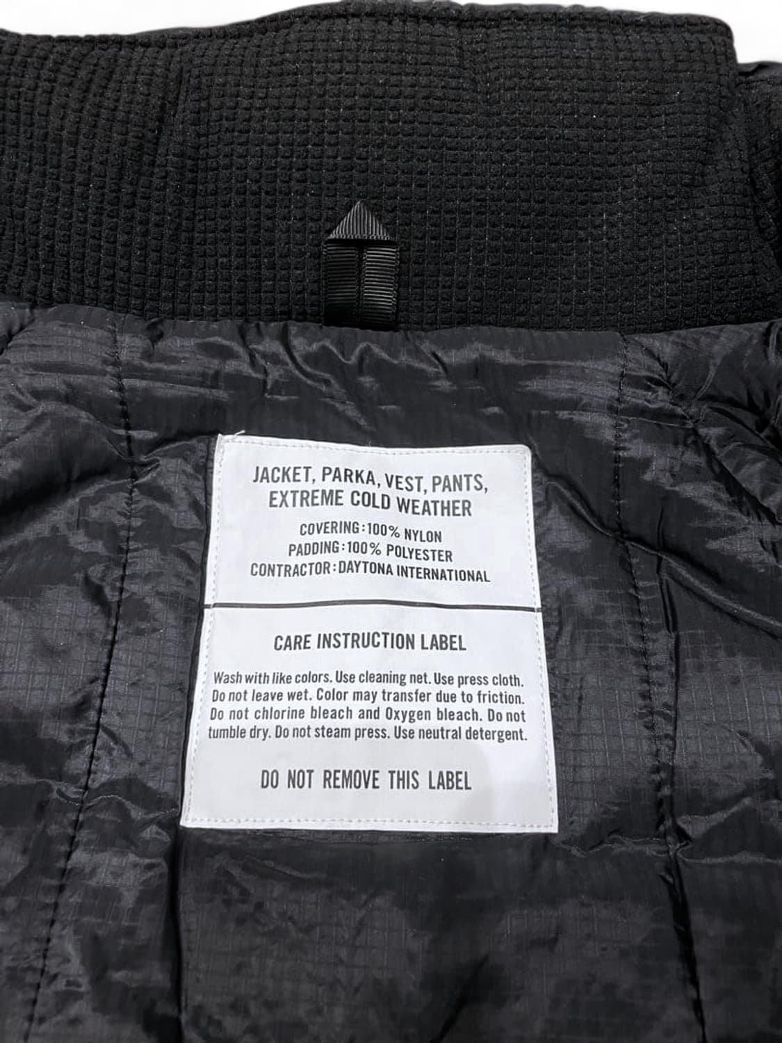 프릭스스토어 레벨7 다운파카 블랙 상품이미지6