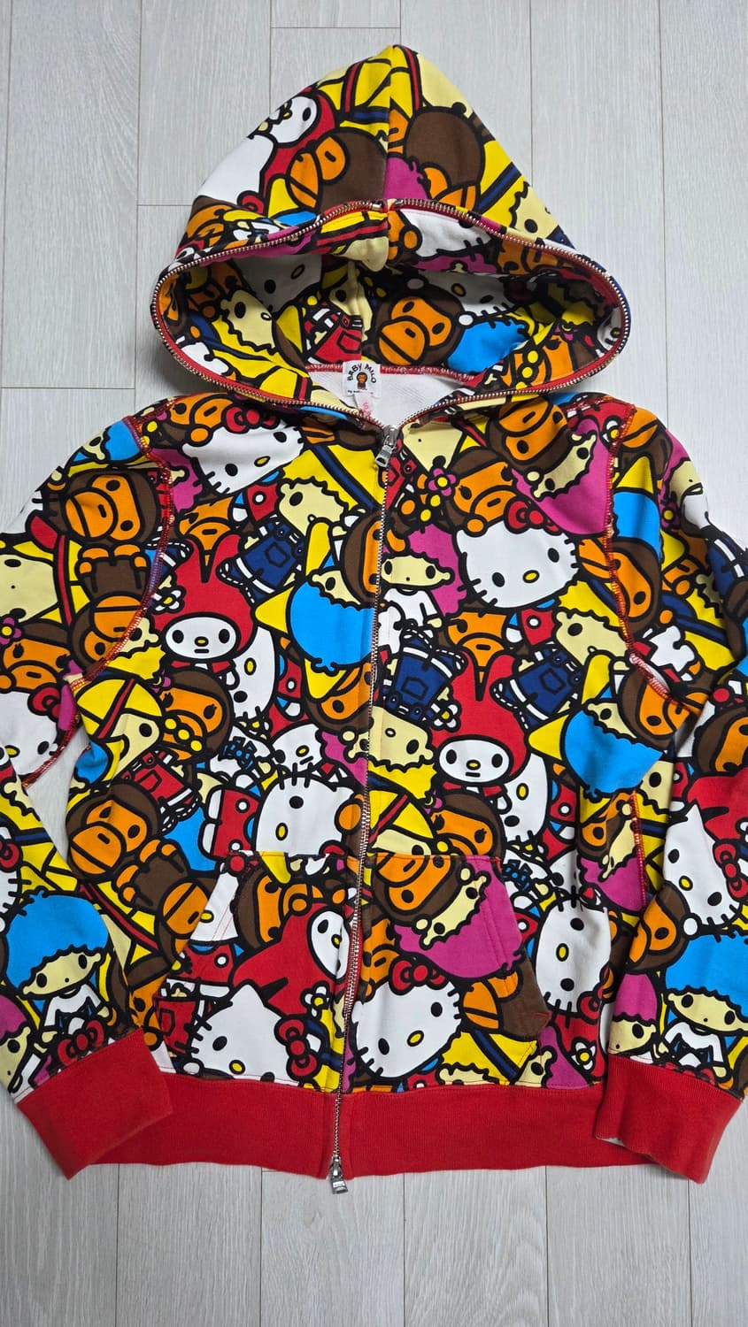 산리오 콜라보 베이프 후드집업 상품이미지1