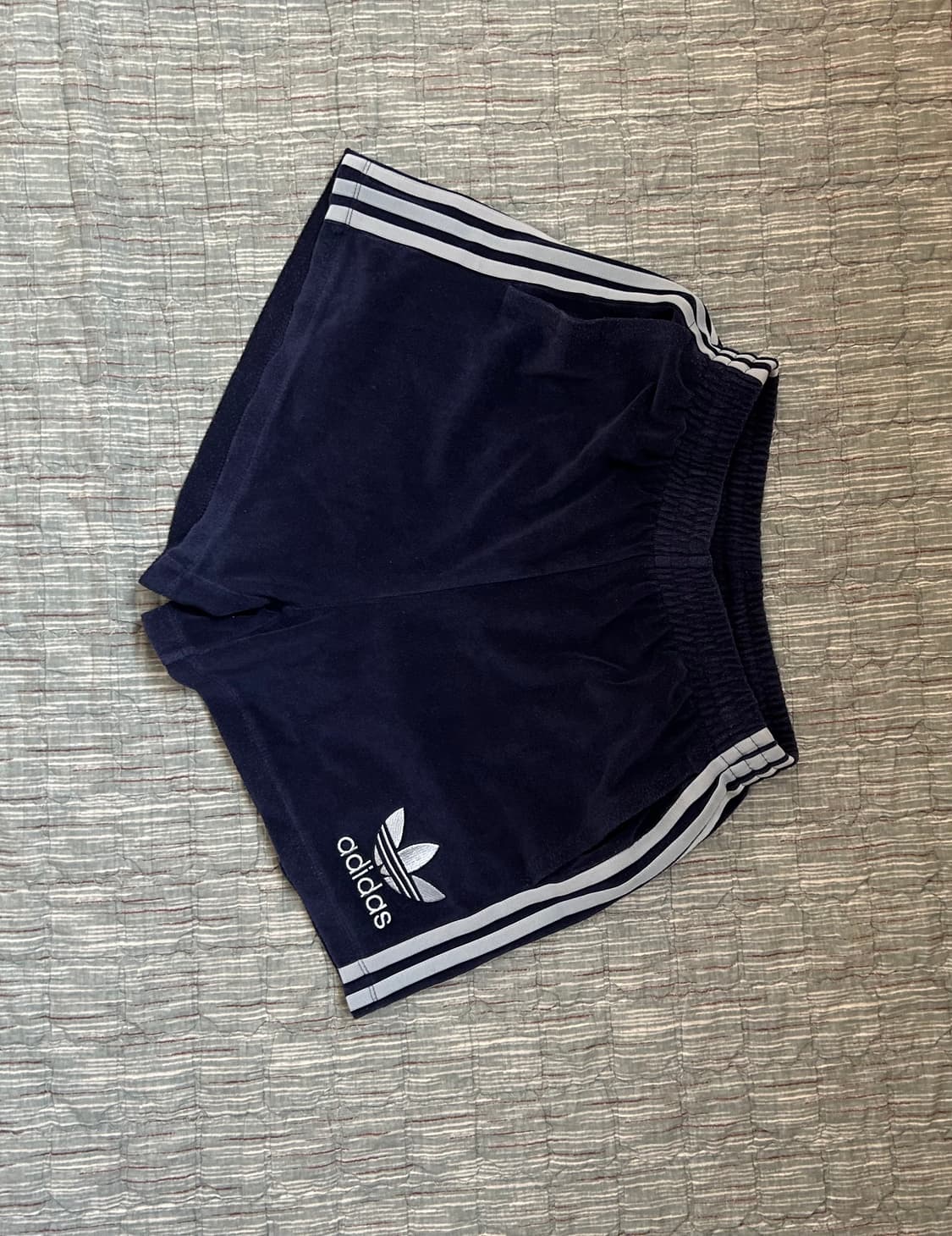 아디다스 블루 반바지 상품이미지1