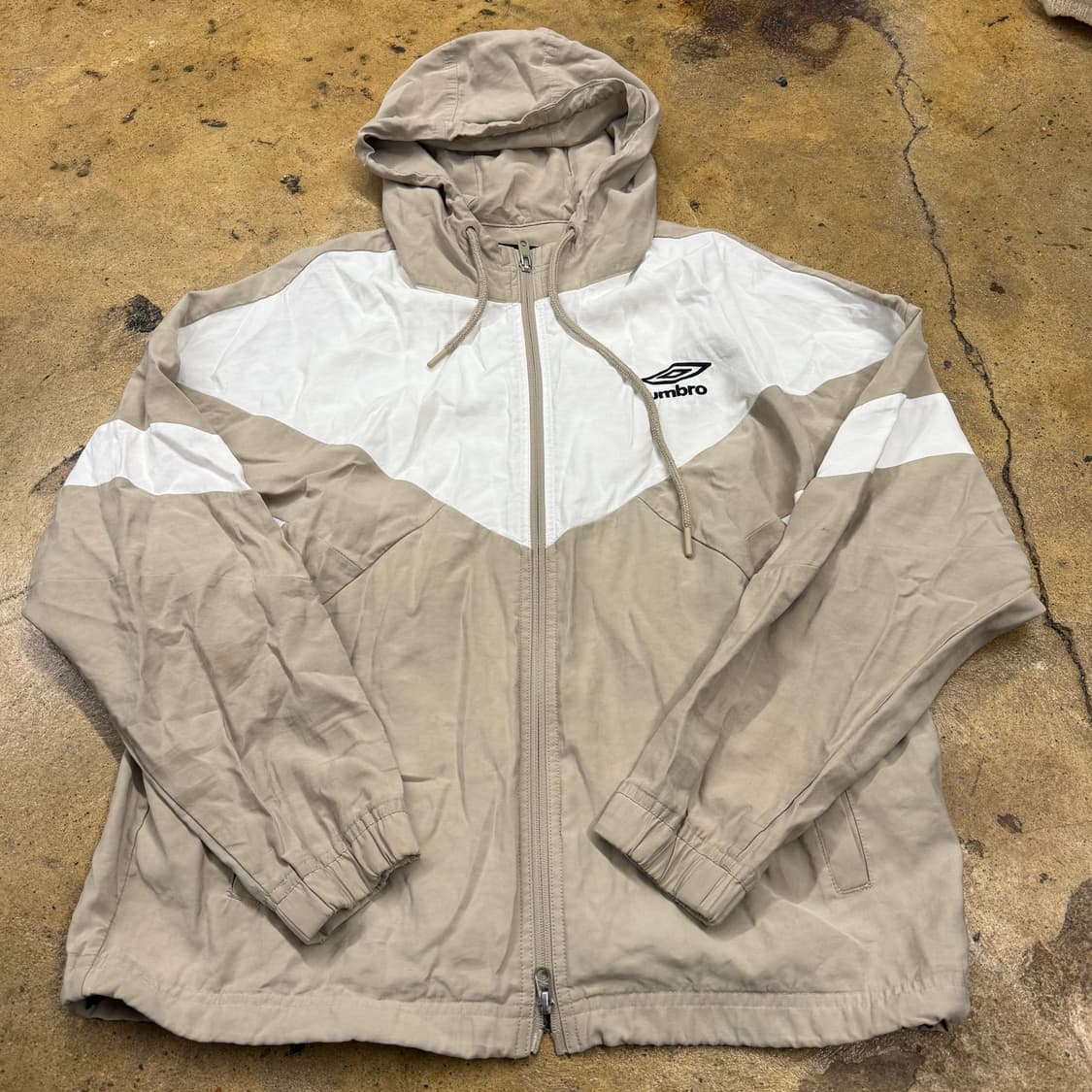 [정품/100] 엄브로 후드 바람막이 자켓 베이지 b19 상품이미지2