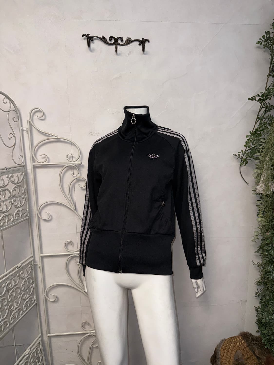 Adidas black&gray cubic track top jersey 상품이미지6