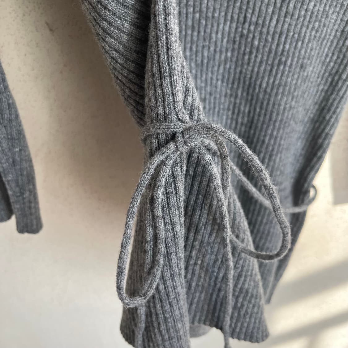 베네통 라운드넥 니트 Made in Italy, Wool 100% 상품이미지2