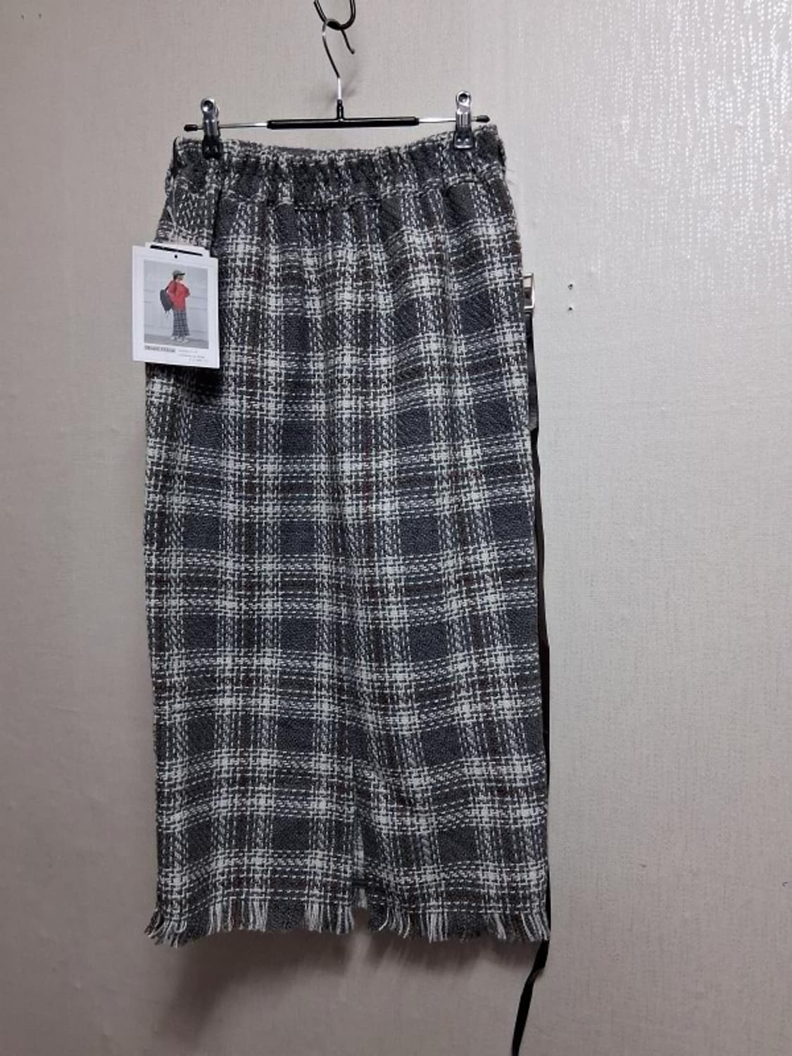 일본빈티지수입 Petire 체크모직롱스커트 새상품상태
27까지 상품이미지2