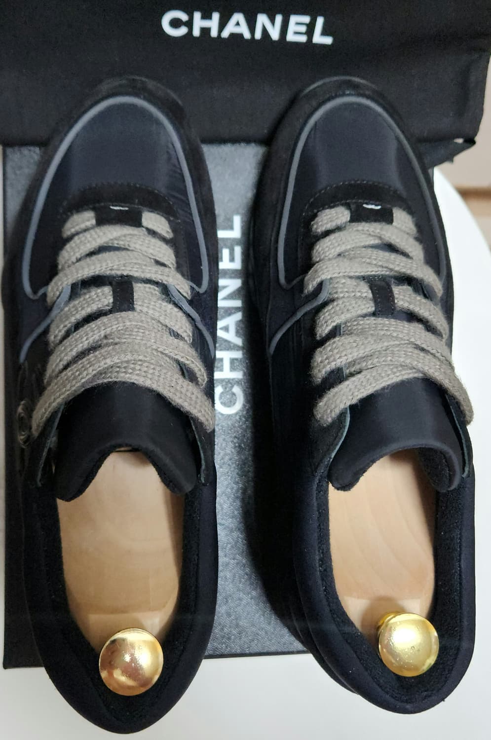 [정품 ] 샤넬 스니커즈 운동화 CC로고 크루즈 테니스 블랙 38.5 상품이미지2