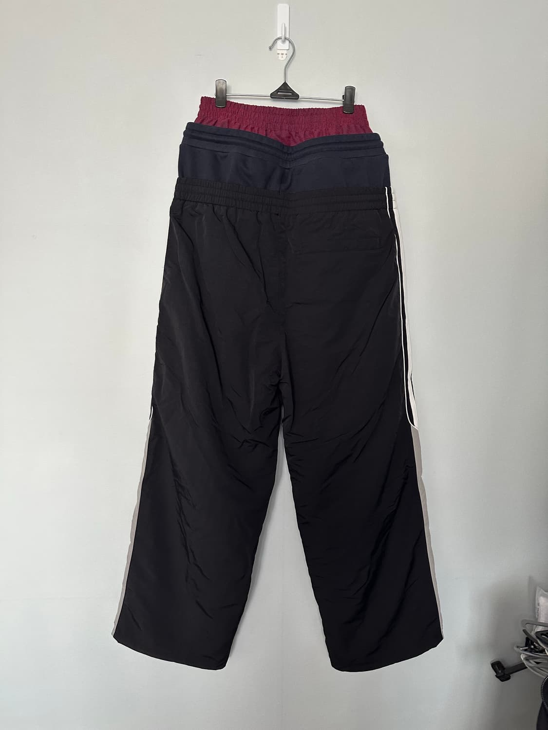 (1사이즈 새상품) 3레이어드 트랙팬츠 블랙 상품이미지3