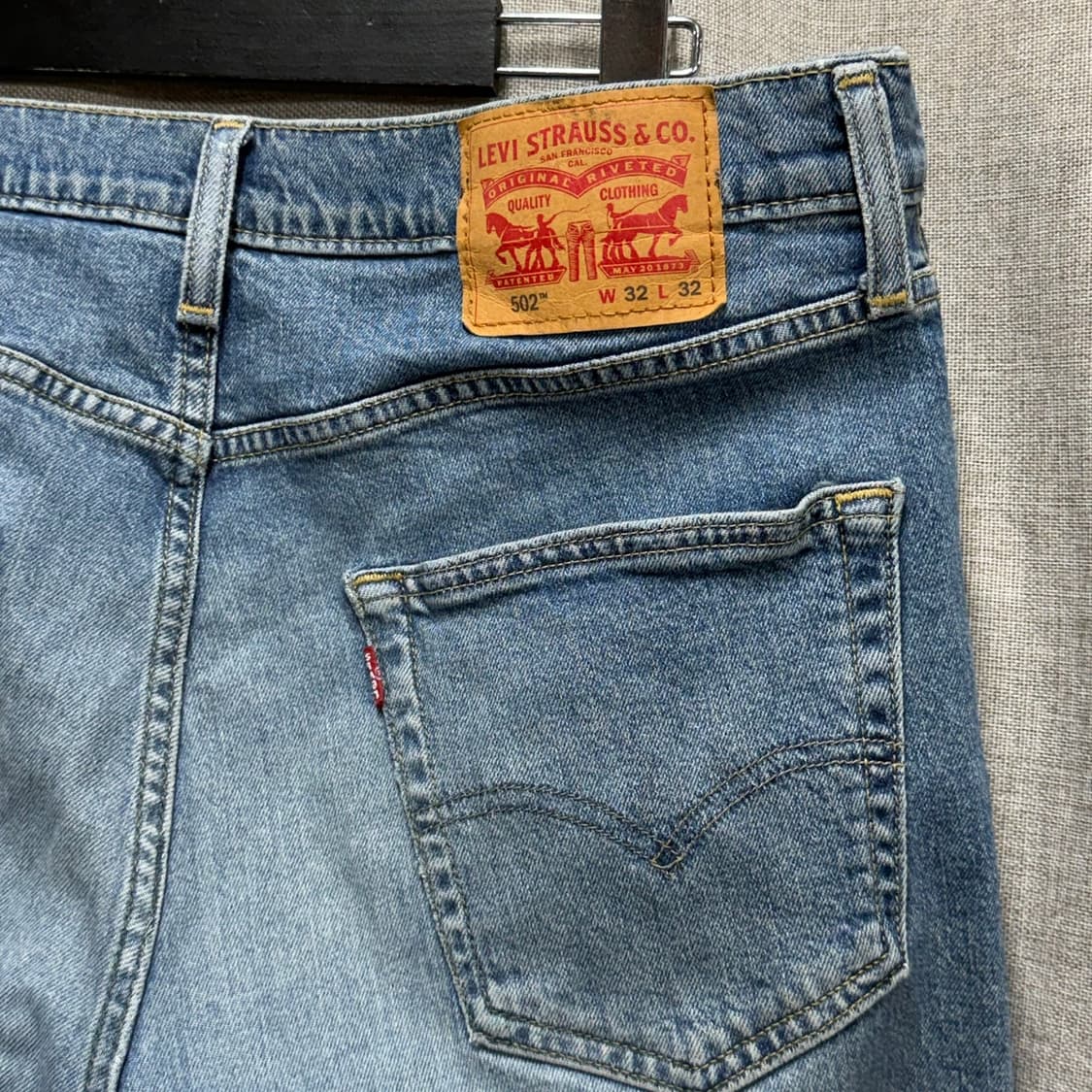 [32] 리바이스 502 테이퍼드핏 연청 데님팬츠 청바지 상품이미지5