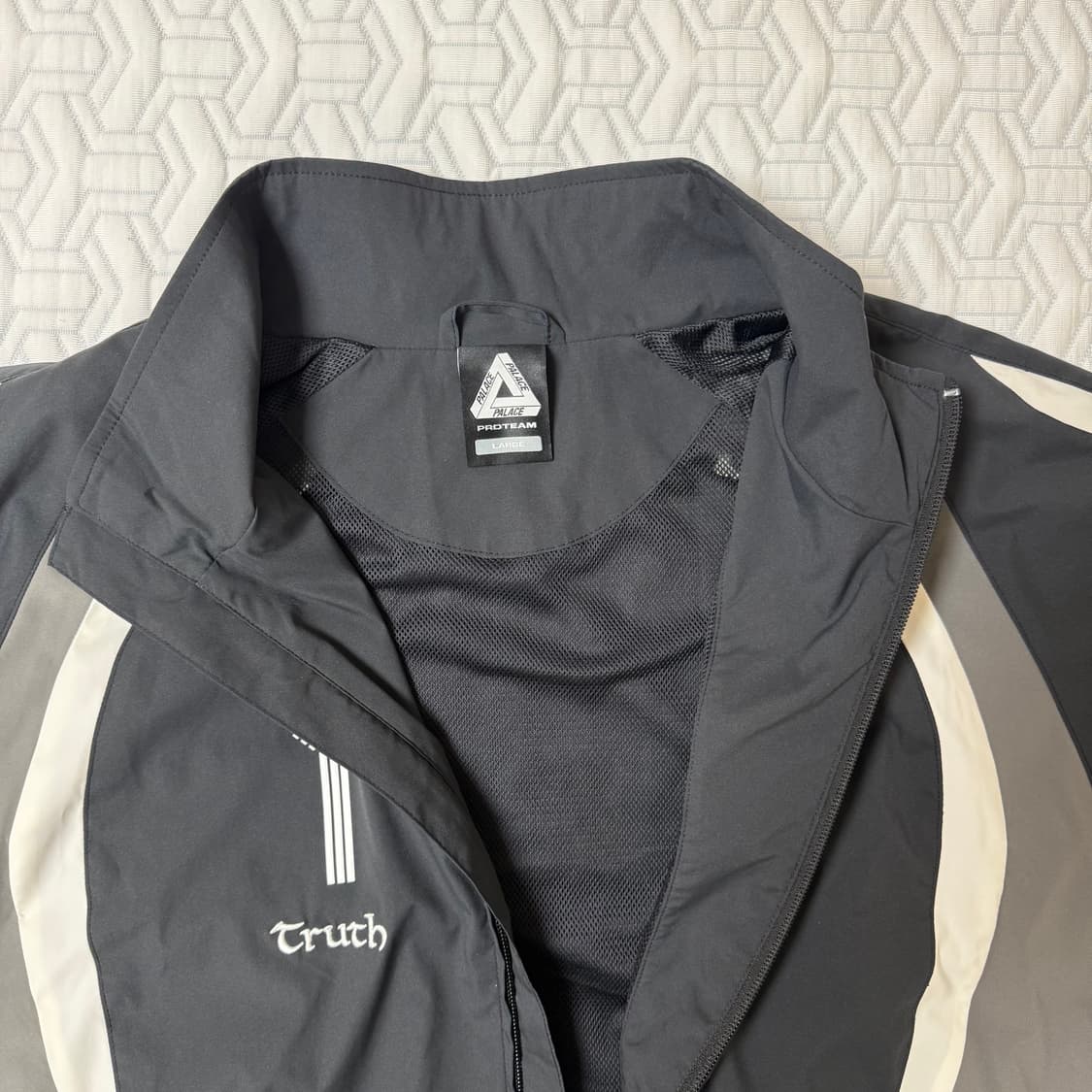 [L] 25F/W 팔라스 판타지 쉘 자켓 블랙 상품이미지2