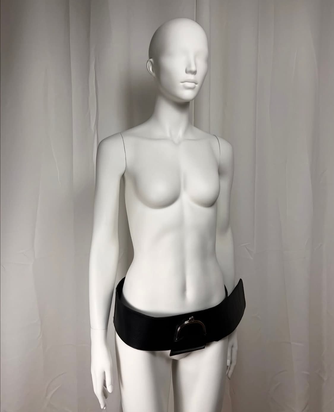 (삽니다)여성전신마네킹 상품이미지1