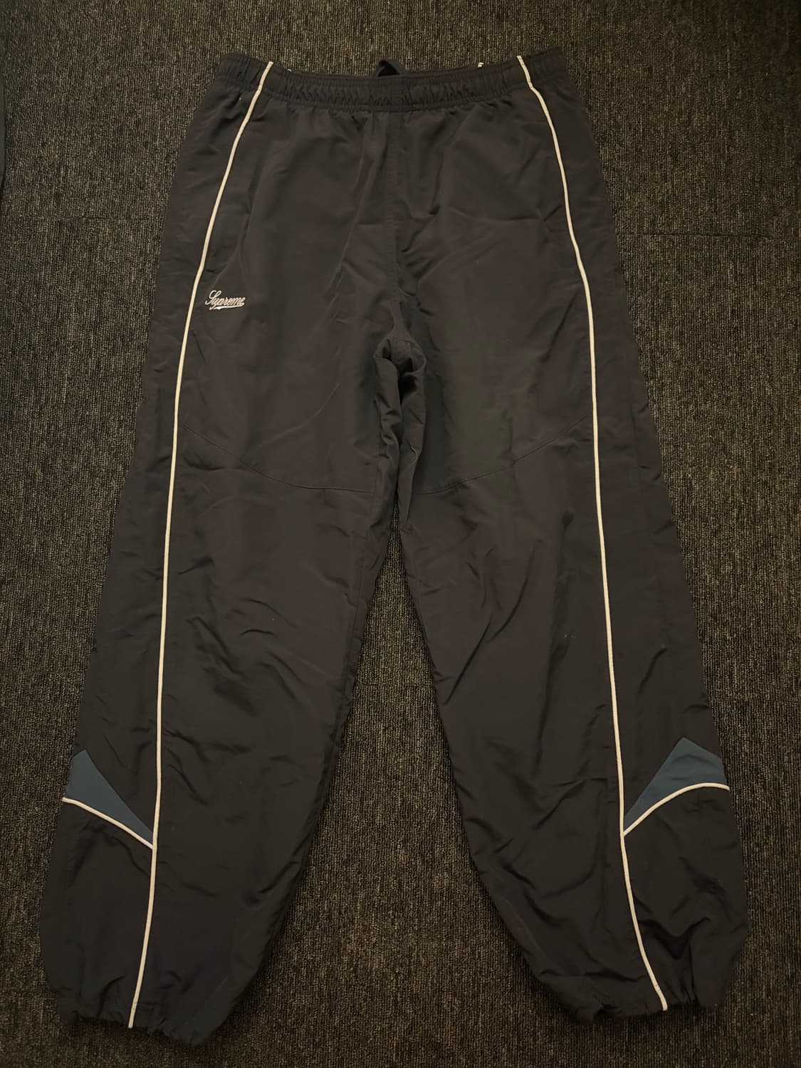 슈프림 콘트라스트 파이핑 트랙 팬츠 m 상품이미지1